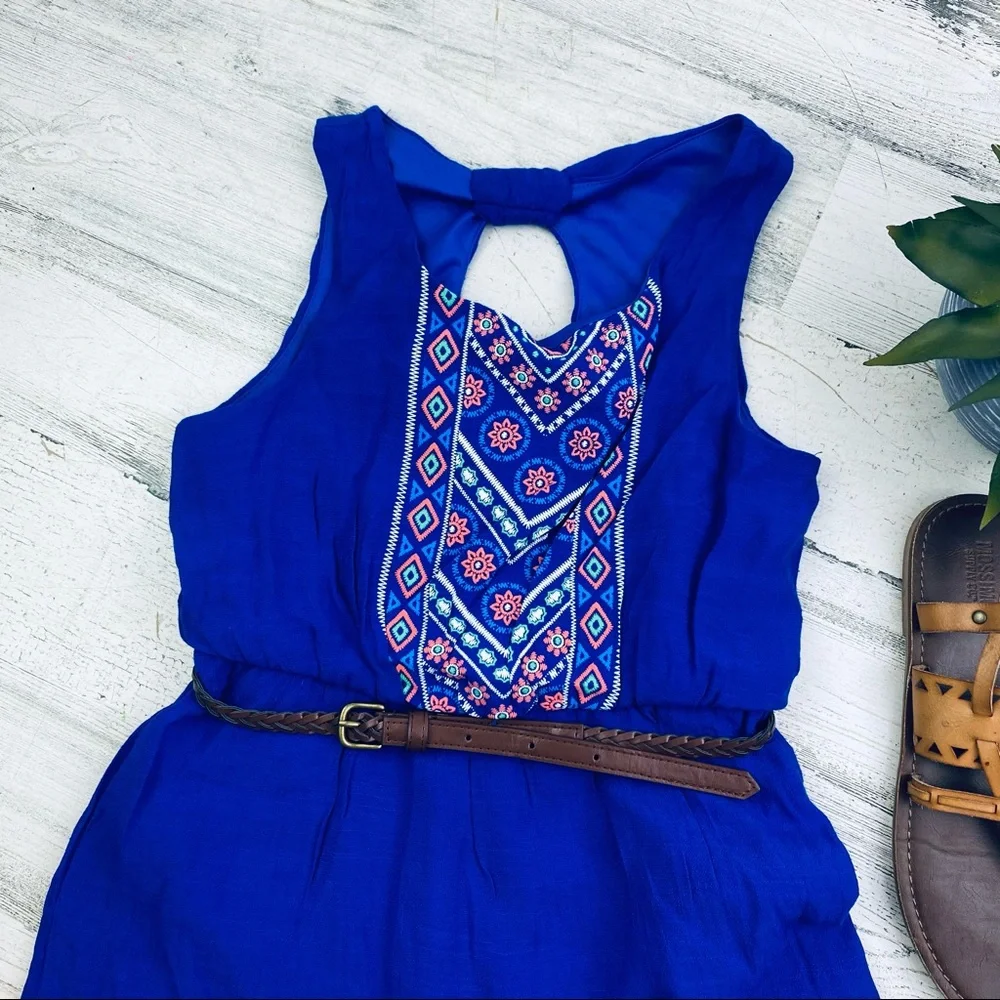 Xhilaration Aztec dress with belt size M